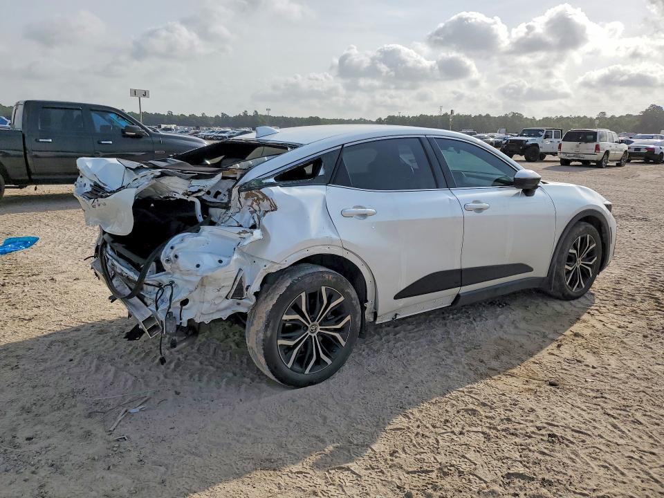 2024 Toyota Crown VIN JTDAAAAF7R3028027 COPART salvage auction — REAR END, Tx - Salvage Vehicle Title, sold $8,500 on 2026-07-31 (photo 3)