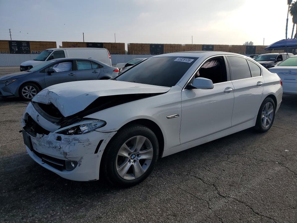 2013 BMW 5er VIN WBAXG5C54DDY35996 COPART salvage auction — FRONT END, Ca - Salvage Certificate, sold $425 on 2026-07-31 (photo 1)