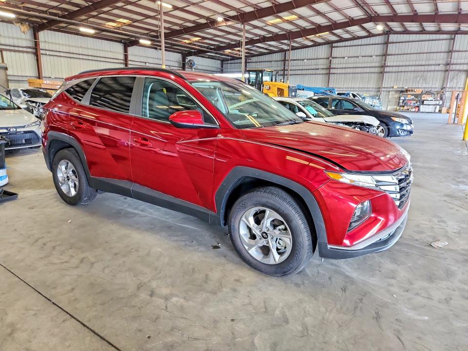 2024 Hyundai Tucson VIN 5NMJBCDE4RH411405 COPART salvage auction — MINOR DENT/SCRATCHES, FL - CERT OF TITLE-REBUILT, sold $10,000 on 2026-07-29 (photo 4)