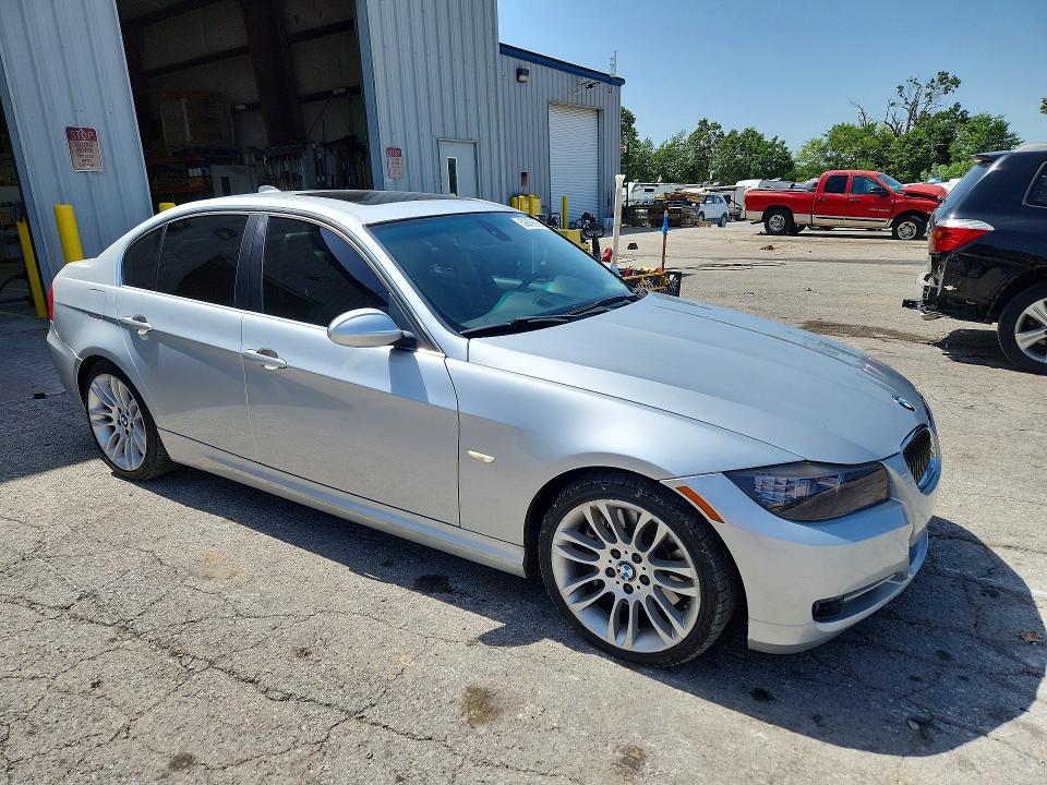 2011 BMW 3 series VIN WBAPN7C51BA779953 COPART salvage auction — NORMAL WEAR, Mo - Cert Of Title-Prior Salvage, sold $3,400 on 2026-07-13 (photo 4)