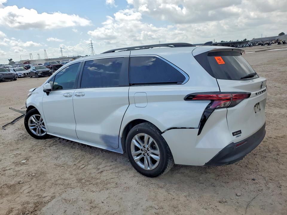 2022 Toyota Sienna VIN 5TDJSKFC2NS046655 COPART salvage auction — FRONT END, Tx - Salvage Vehicle Title, sold $8,700 on 2026-07-28 (photo 2)