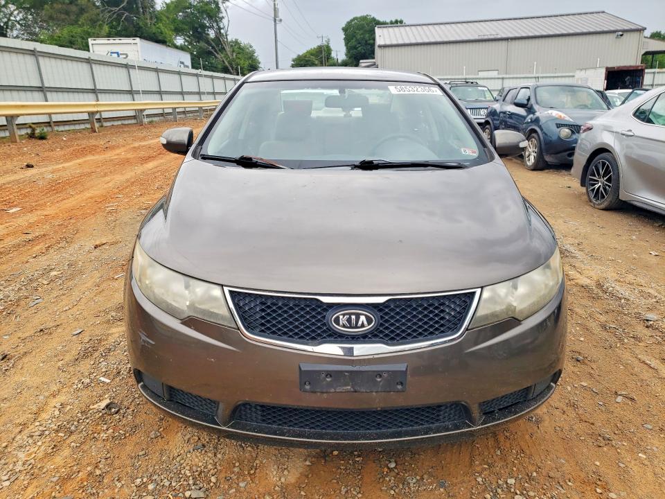 2010 Kia Forte VIN KNAFU4A20A5809859 COPART salvage auction — REAR END, Va - Cert Of Title - Salvage, sold $475 on 2026-07-06 (photo 5)