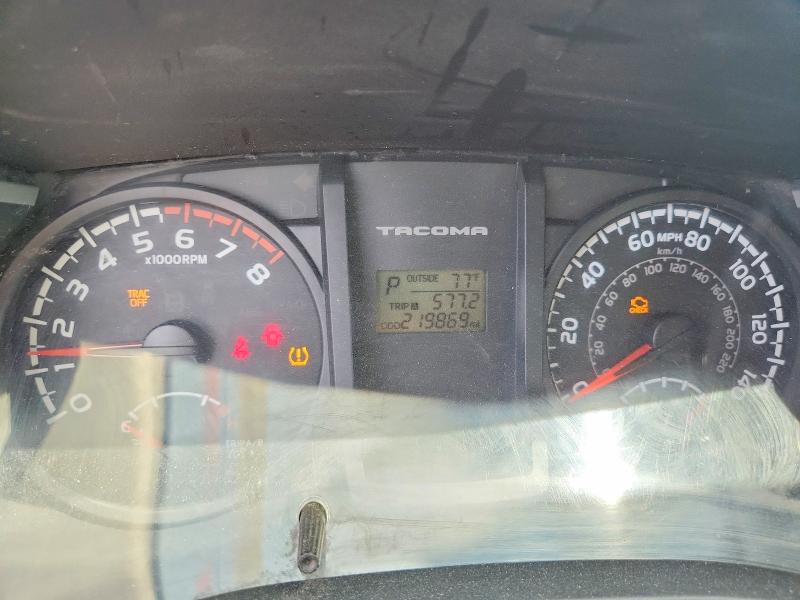 2017 Toyota Tacoma VIN 5TFSX5EN9HX047570 COPART salvage auction — NORMAL WEAR, Ny - Certificate Of Title, sold $6,800 on 2026-07-20 (photo 9)