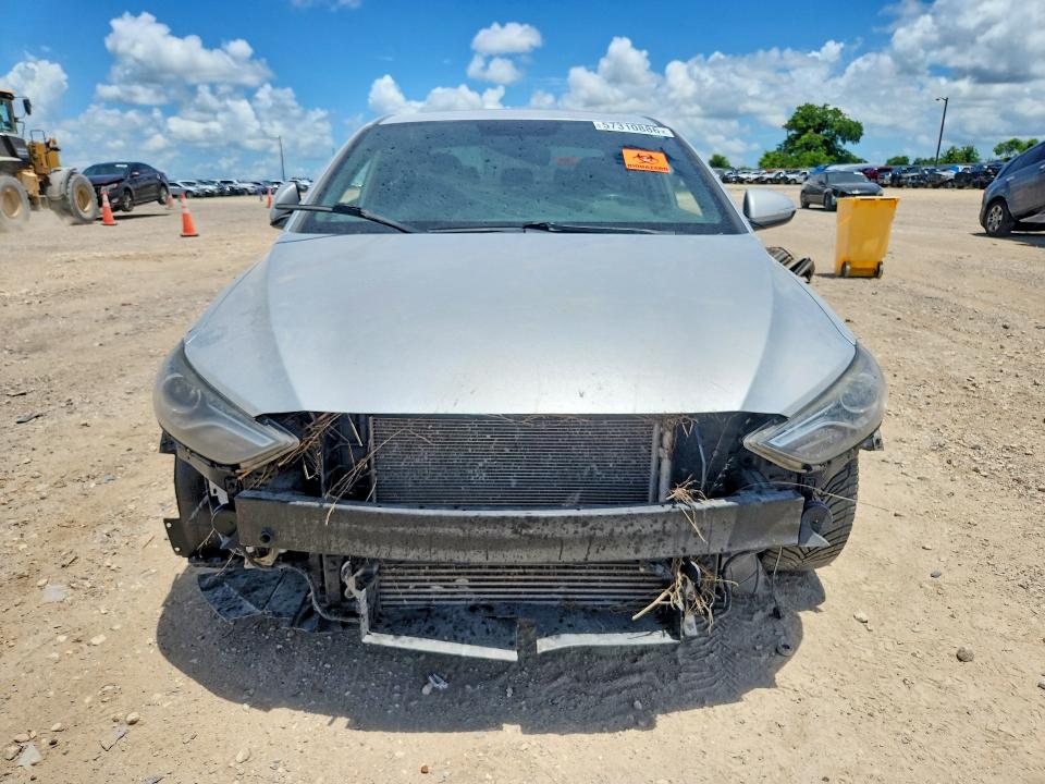 2018 Hyundai Elantra VIN KMHD04LB7JU522927 COPART salvage auction — WATER/FLOOD, Tx - Salvage Title-Flood Damage, sold $60 on 2026-07-29 (photo 5)