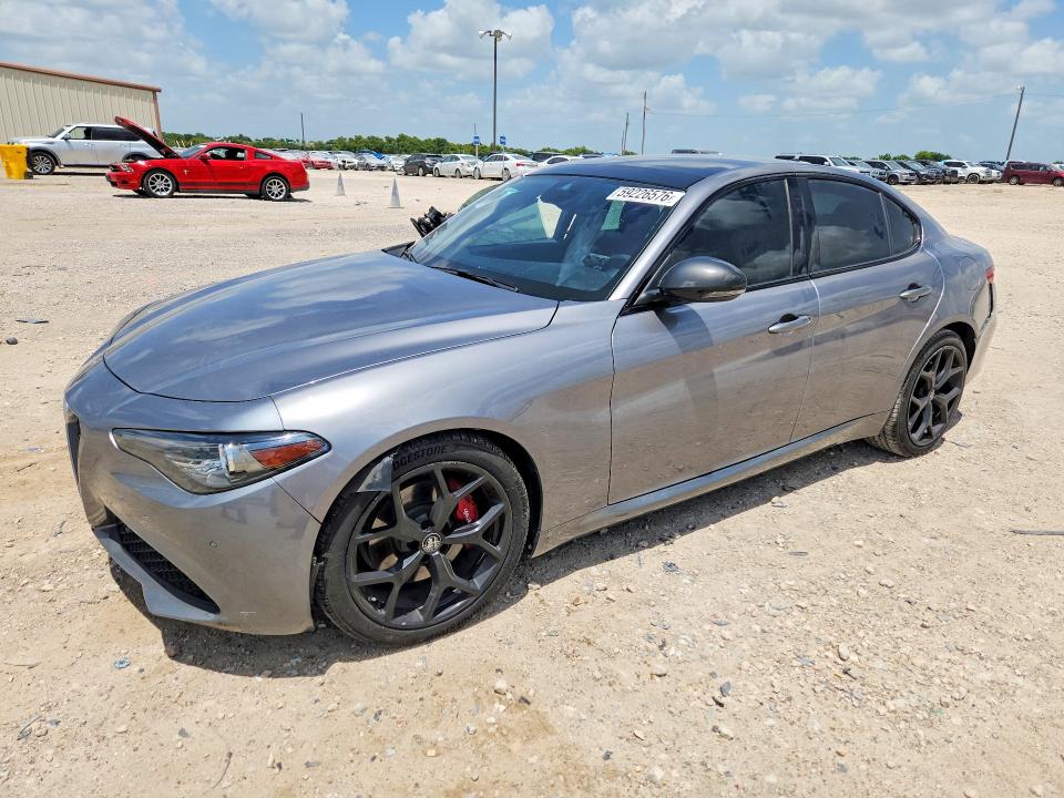 2020 Alfa romeo Giulia VIN ZARFAMBN3L7626697 COPART salvage auction — SIDE, Tx - Salvage Vehicle Title, sold $2,200 on 2026-08-12 (photo 1)