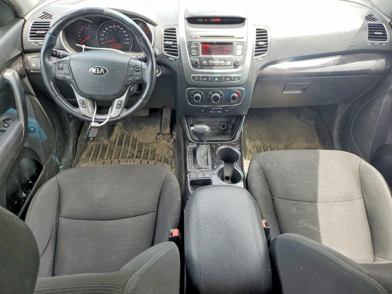 2015 Kia Sorento VIN 5XYKTDA74FG586031 COPART salvage auction — FRONT END, On - Permit No Brand - Unfit, sold $2,200 on 2026-07-02 (photo 8)
