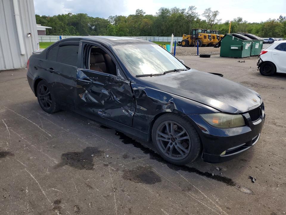 2008 BMW 3 series VIN WBAVA33548PG40436 COPART salvage auction — SIDE, Fl - Cert Of Title Slvg Rebuildable, sold $400 on 2026-07-13 (photo 4)