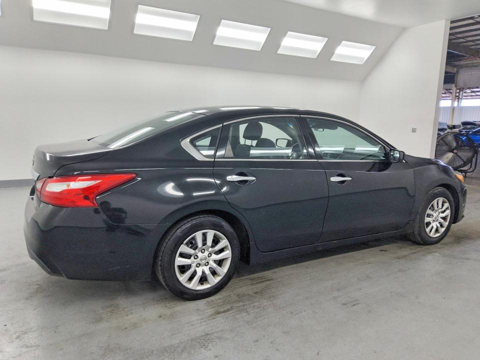 2016 Nissan Altima VIN 1N4AL3AP4GN376972 COPART salvage auction — PARTIAL REPAIR, Nv - Certificate Of Title, sold $325 on 2026-07-09 (photo 3)