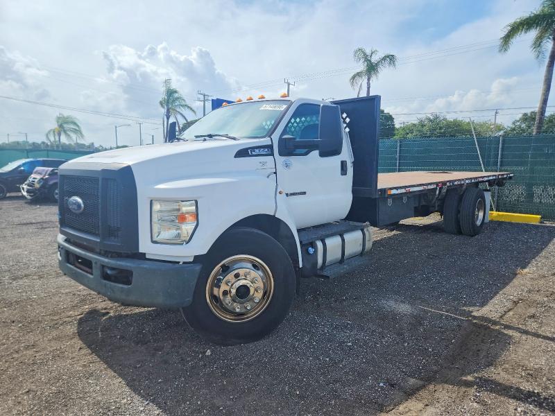 2017 Ford F-650 VIN 1FDNF6DE8HDB04698 COPART salvage auction — MINOR DENT/SCRATCHES, Fl - Certificate Of Title (P), sold $8,000 on 2026-07-28 (photo 2)