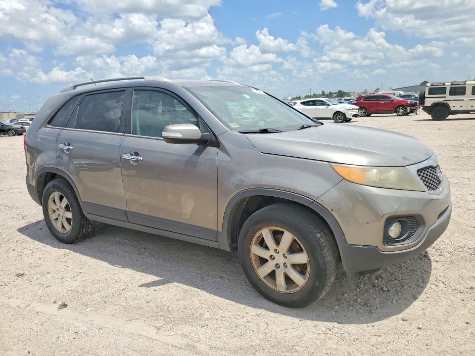 2011 Kia Sorento VIN 5XYKT3A18BG043586 COPART salvage auction — MECHANICAL, Mt - Certificate Of Title, sold $1,400 on 2026-07-31 (photo 4)