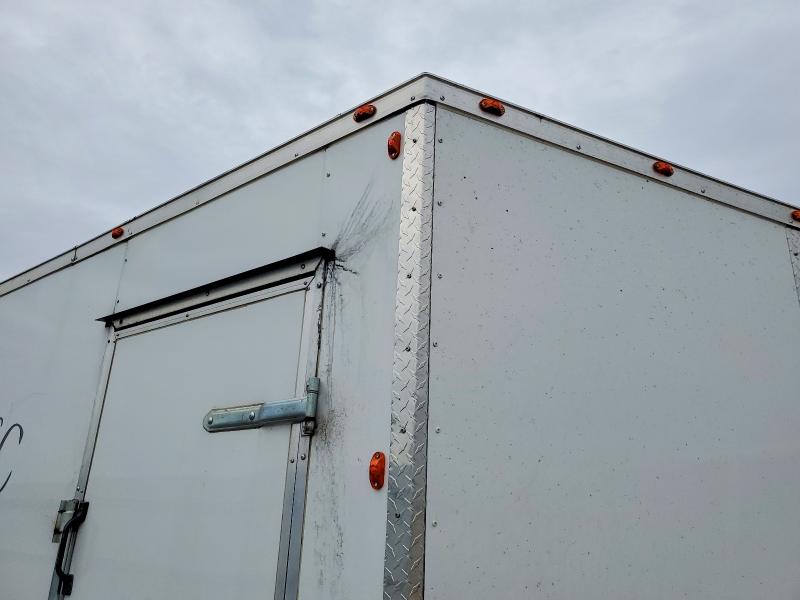 2022 Eagl Trailer VIN 7FWBE2020N1019220 COPART salvage auction — ROOF, Ia - Certificate Of Title, sold $2,550 on 2026-07-17 (photo 9)