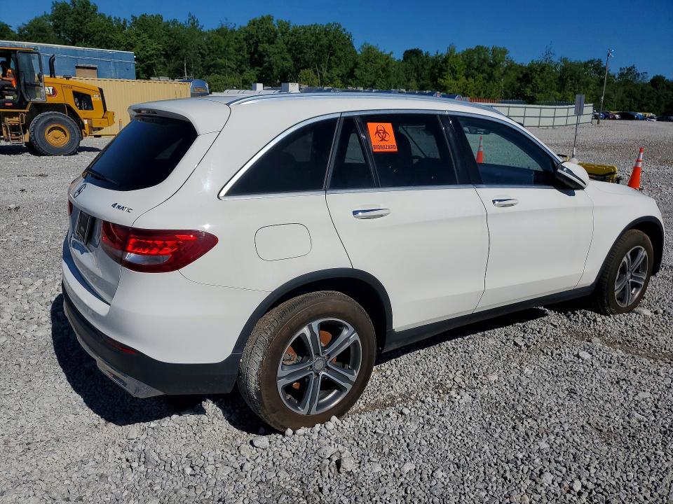 2016 Mercedes-benz Glc VIN WDC0G4KB5GF022790 COPART salvage auction — MINOR DENT/SCRATCHES, Oh - Certificate Of Title, sold $2,850 on 2026-07-31 (photo 3)