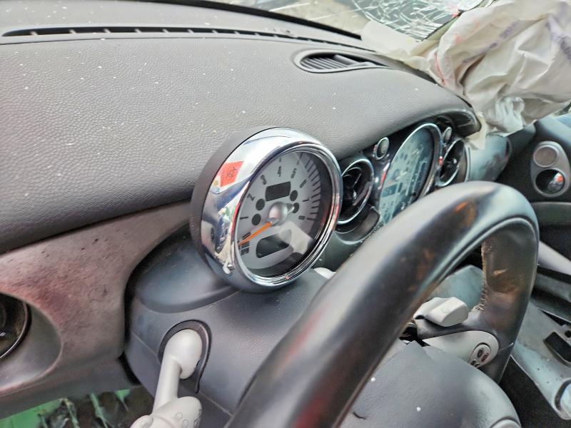 2006 Mini Cooper VIN WMWRH33546TK57773 COPART salvage auction — FRONT END, Nj - Cert Of Title-Salvage, sold $225 on 2026-07-20 (photo 9)