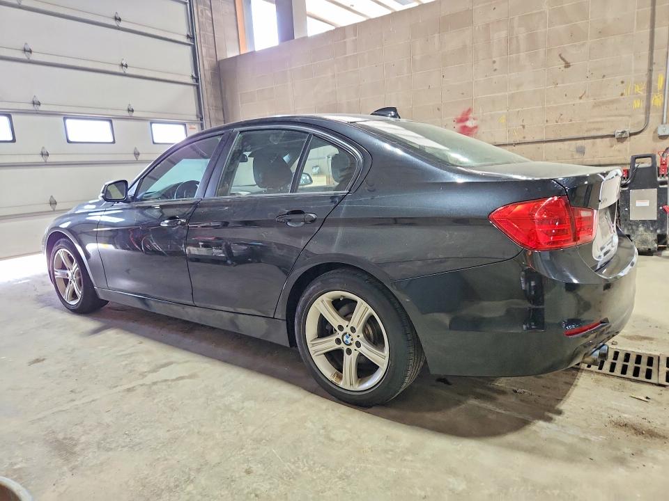 2013 BMW 3er VIN WBA3B3C51DJ976205 COPART salvage auction — MECHANICAL, Mn - Certificate Of Title, sold $725 on 2026-07-28 (photo 2)