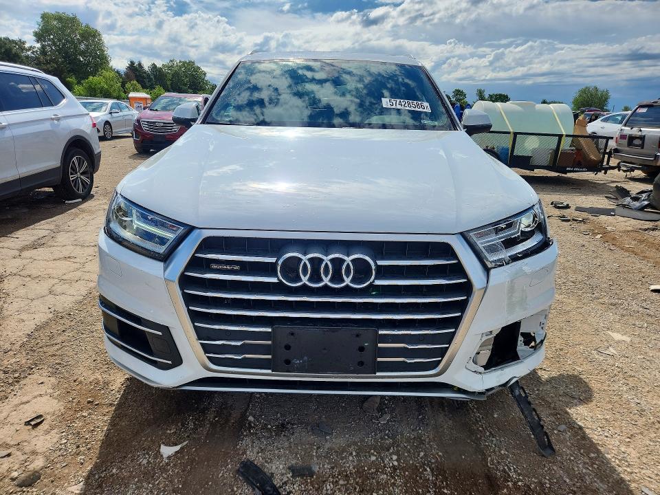 2019 Audi Q7 VIN WA1AHAF76KD025627 COPART salvage auction — SIDE, Il - Salvage Certificate, sold $2,400 on 2026-08-04 (photo 5)
