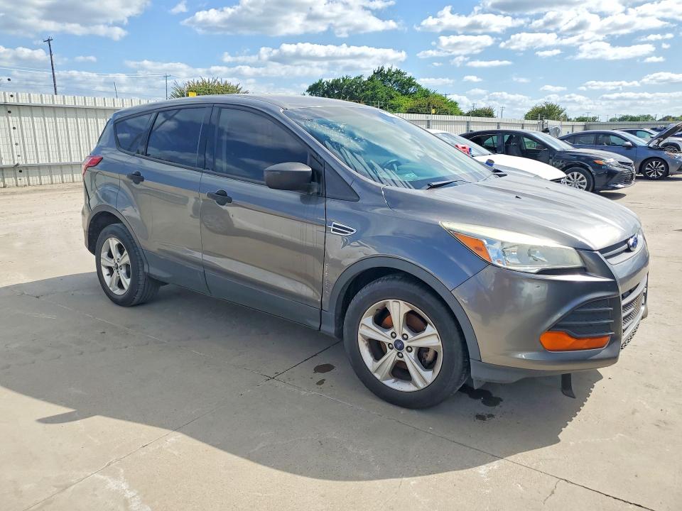 2014 Ford Escape VIN 1FMCU0F74EUE25822 COPART salvage auction — FRONT END, Tx - Salvage Vehicle Title, sold $675 on 2026-07-09 (photo 4)