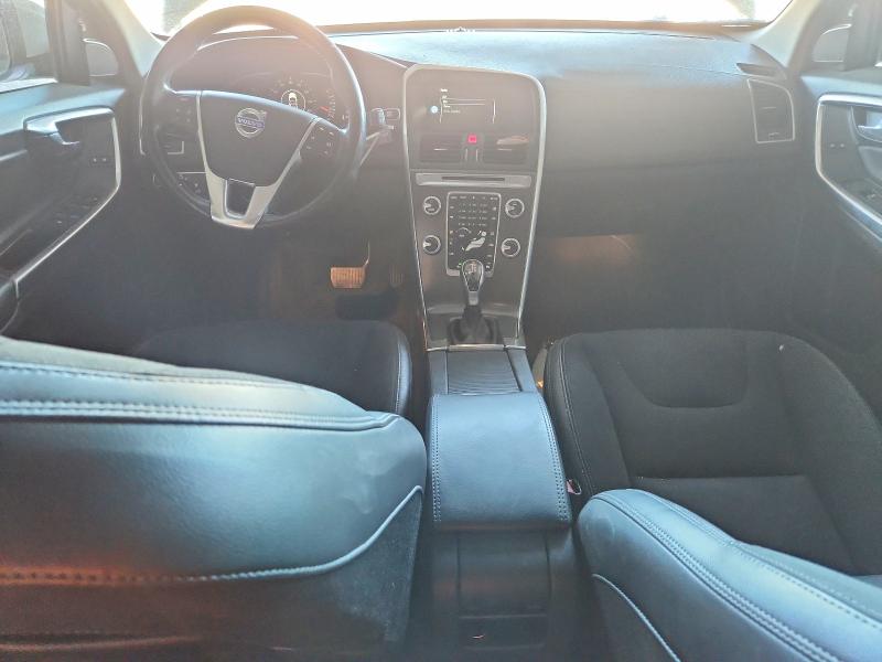 2016 Volvo Xc60 VIN YV440MDJ2G2811225 COPART salvage auction — NORMAL WEAR, Az - Certificate Of Title, sold $400 on 2026-08-03 (photo 8)