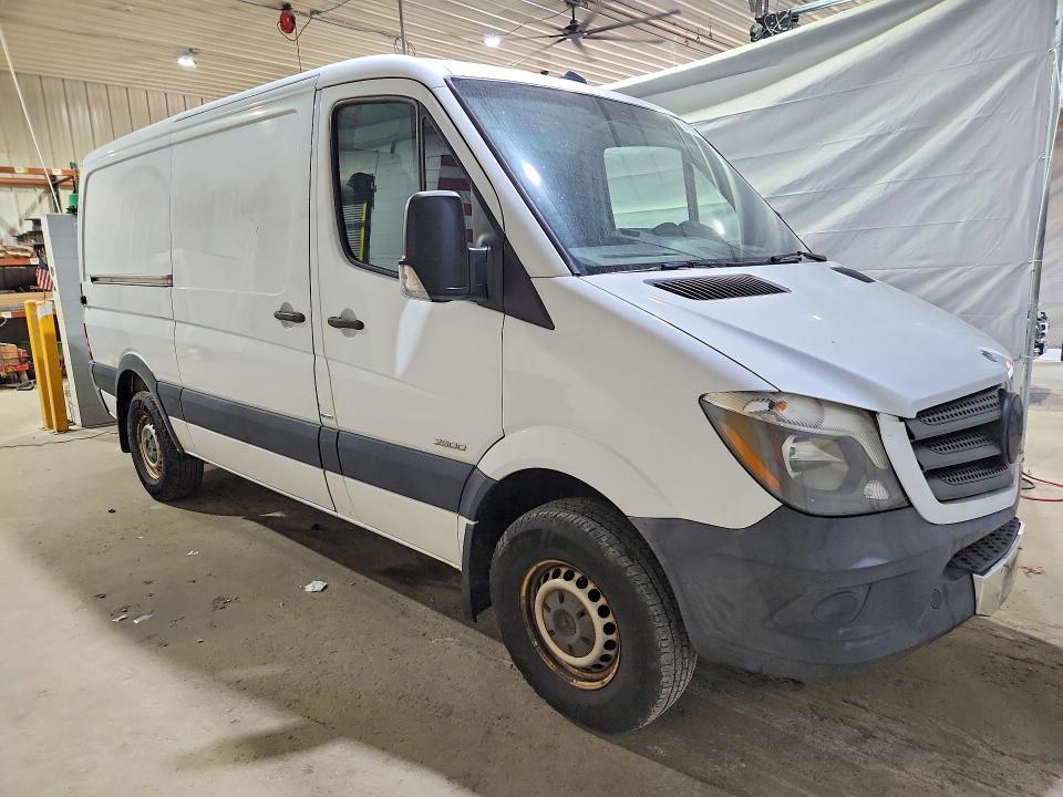 2015 Mercedes-benz Sprinter VIN WD3PE7DC5F5950941 COPART salvage auction — MECHANICAL, Nh - Certificate Of Title, sold $775 on 2026-07-23 (photo 4)