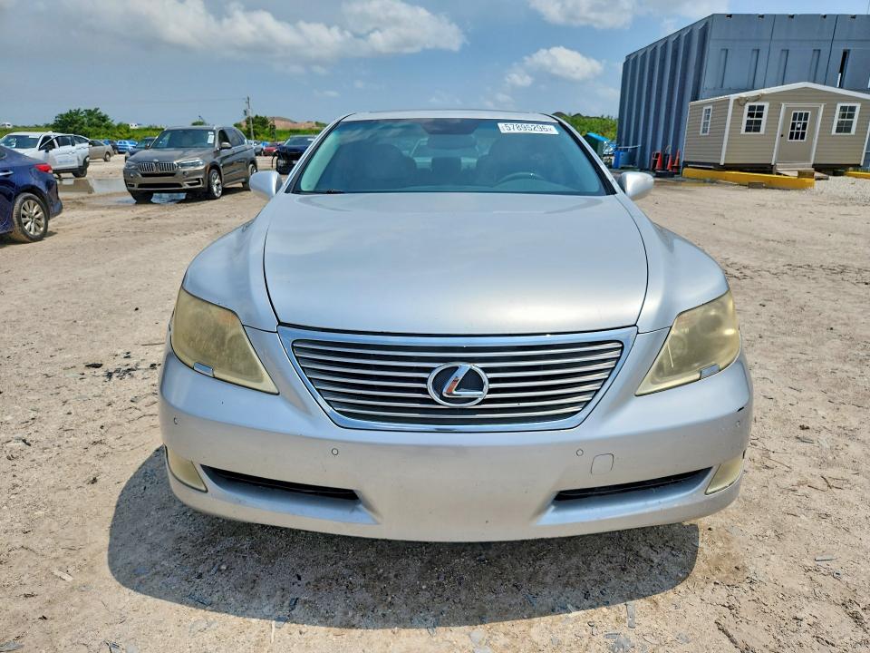 2008 Lexus Ls 460 VIN JTHBL46F485056863 COPART salvage auction — MINOR DENT/SCRATCHES, Fl - Certificate Of Title, sold $925 on 2026-07-11 (photo 5)