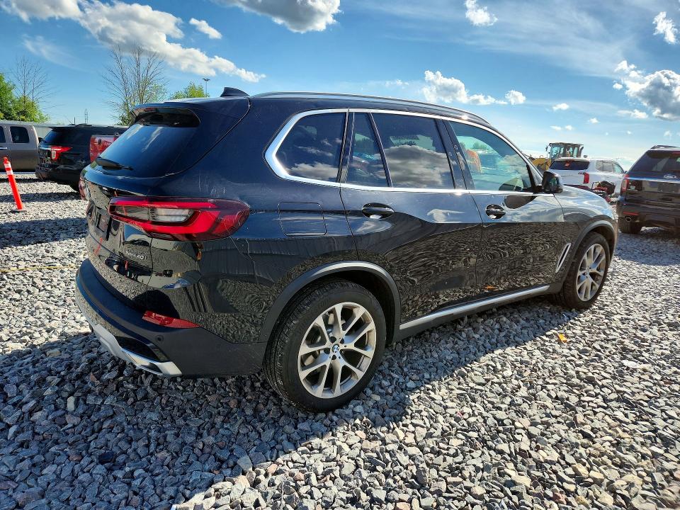 2023 BMW VIN 5UXCR6C0XP9R85140 COPART salvage auction — HAIL, Wi - Cert Of Title-Claim Paid, sold $24,900 on 2026-07-27 (photo 3)