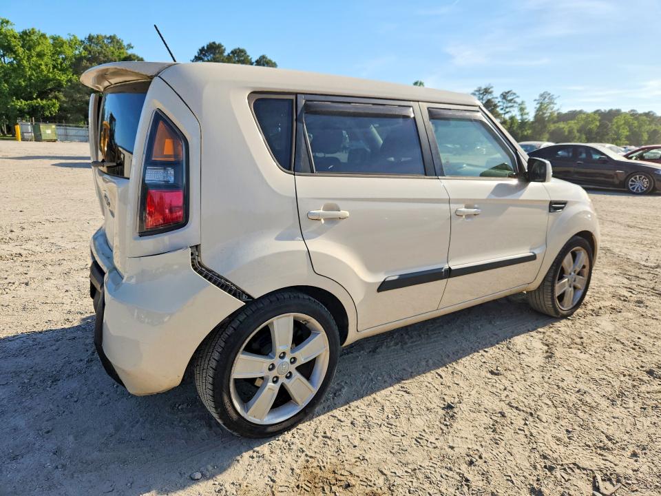 2011 Kia Soul VIN KNDJT2A26B7713597 COPART salvage auction — REAR END, Va - Cert Of Title - Salvage, sold $525 on 2026-07-07 (photo 3)