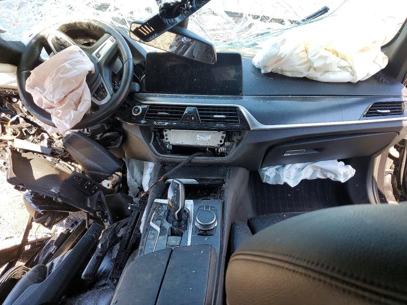 2021 BMW 5 series VIN WBA73BJ0XMWW99847 COPART salvage auction — ALL OVER, MA - CERT OF TITLE-SALVAGE, sold $3,300 on 2026-07-14 (photo 8)
