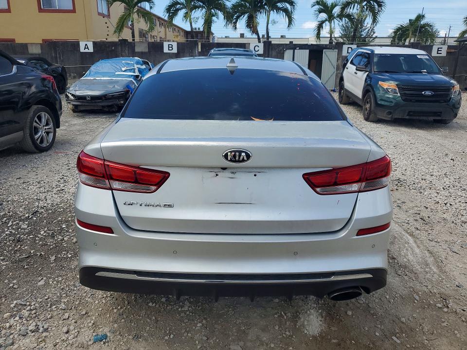 2019 Kia Optima VIN 5XXGT4L34KG280347 COPART salvage auction — MINOR DENT/SCRATCHES, Fl - Certificate Of Title (P), sold $1,000 on 2026-07-07 (photo 6)