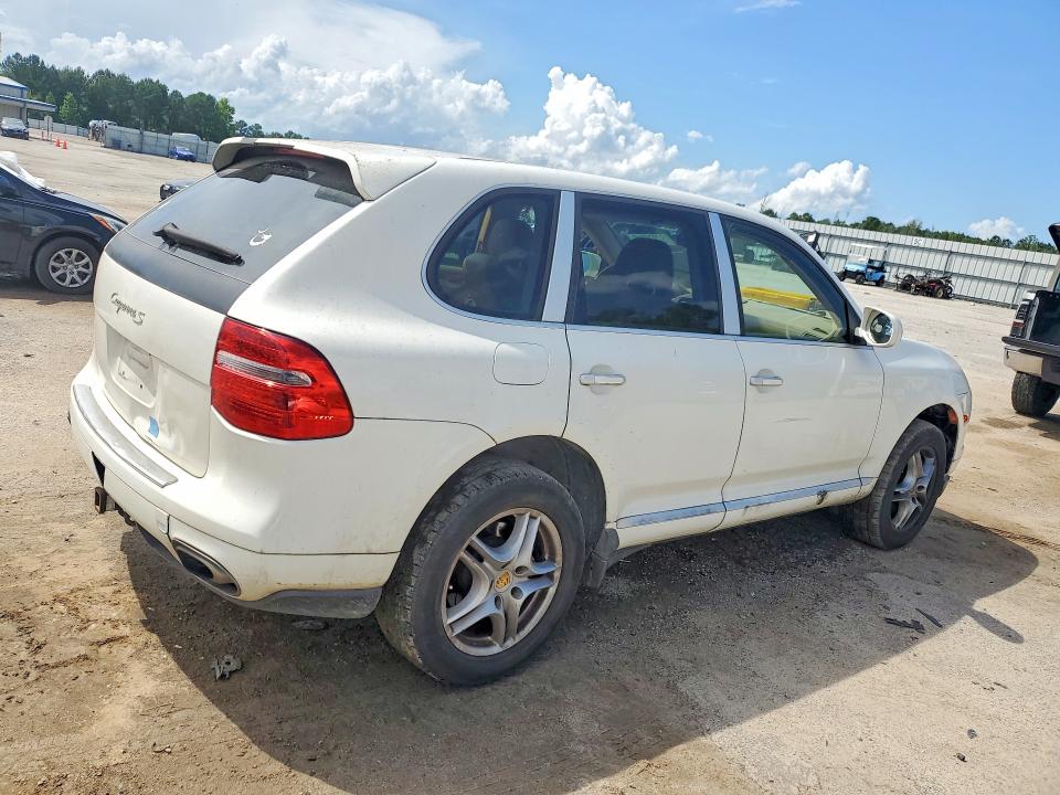 2008 Porsche Cayenne VIN WP1AB29P88LA54388 COPART salvage auction — REAR END, SC - CERT OF TITLE-SALVAGE, sold $650 on 2026-07-27 (photo 3)