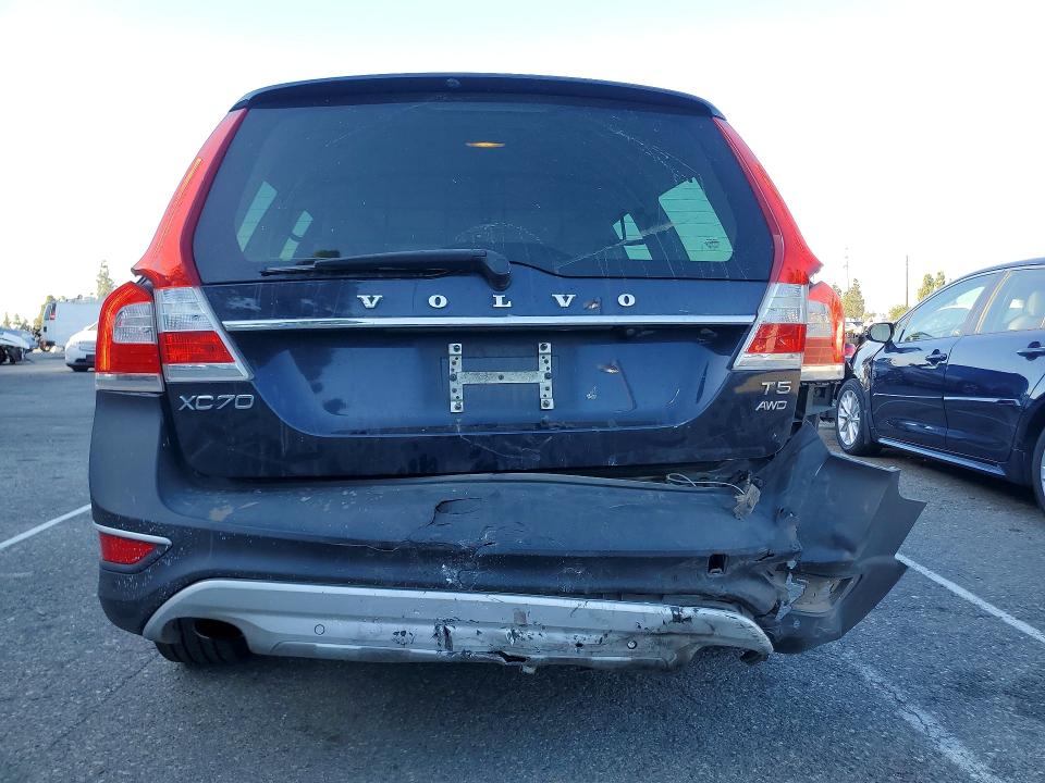 2016 Volvo Xc70 VIN YV4612NK1G1237028 COPART salvage auction — REAR END, Ca - Salvage Certificate, sold $2,150 on 2026-07-02 (photo 6)