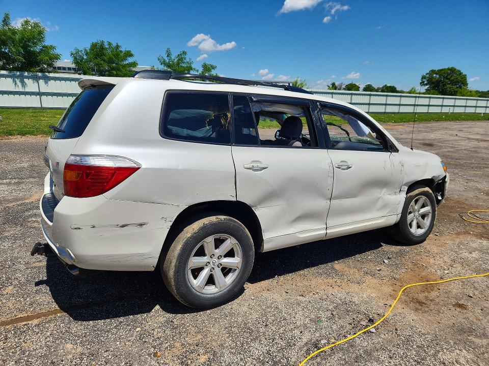 2008 Toyota Highlander VIN JTEES41AX82031329 COPART salvage auction — ROLLOVER, Wi - Junked Vehicle Bill Of Sale, sold $600 on 2026-07-28 (photo 3)