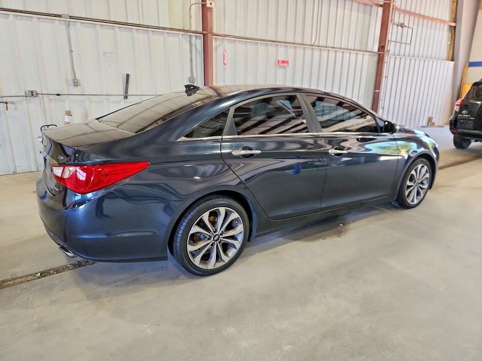 2013 Hyundai Sonata VIN 5NPEC4AB1DH693805 COPART salvage auction — MECHANICAL, Va - Certificate Of Title, sold $650 on 2026-07-17 (photo 3)