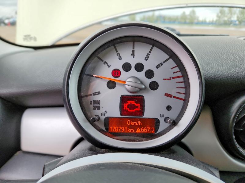 2009 Mini Cooper VIN WMWMF33529TU74906 COPART salvage auction — FRONT END, Ab - Bos - Salvage, sold $550 on 2026-08-04 (photo 9)