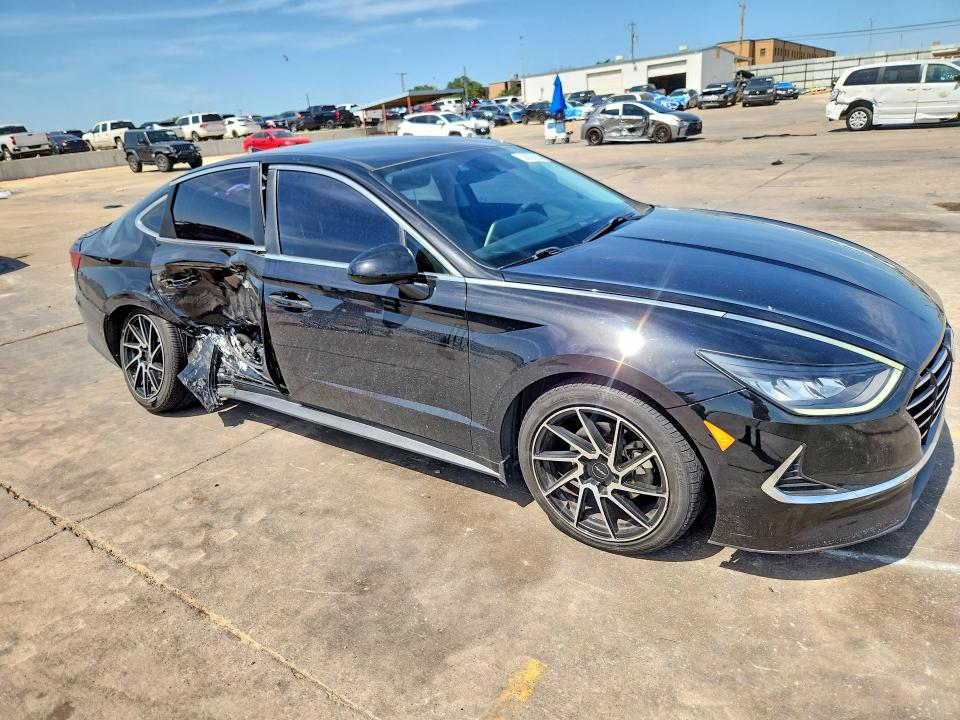2020 Hyundai Sonata VIN 5NPEG4JA2LH054441 COPART salvage auction — SIDE, Tx - Salvage Vehicle Title, sold $2,500 on 2026-07-13 (photo 4)