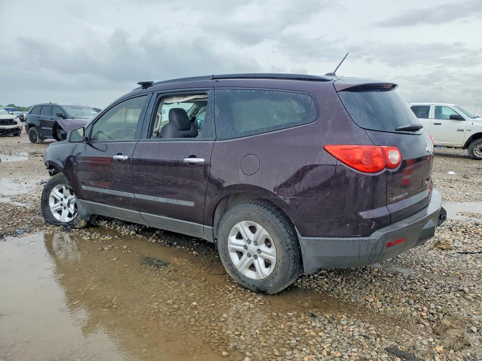 2010 Chevrolet Traverse VIN 1GNLREED3AS112154 COPART salvage auction — FRONT END, Tx - Salvage Vehicle Title, sold $375 on 2026-07-02 (photo 2)