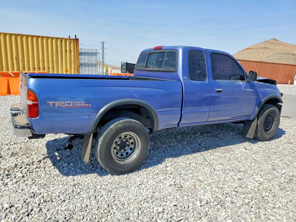 2000 Toyota Tacoma VIN 5TESN92N7YZ709818 COPART salvage auction — FRONT END, Nv - Salvage Title, sold $1,700 on 2026-07-06 (photo 3)