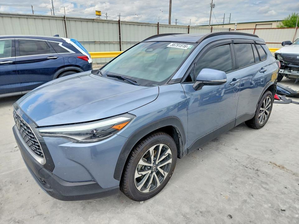 2023 Toyota Corolla cross VIN 7MUDAABG8PV070874 — COPART salvage auction photo