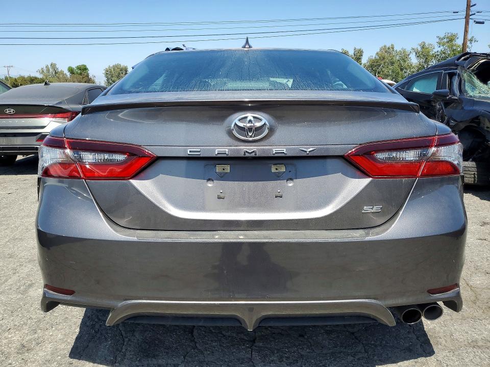 2021 Toyota Camry VIN 4T1T11AK7MU524658 COPART salvage auction — SIDE, Salvage Title, sold $7,500 on 2026-07-30 (photo 6)