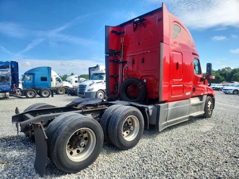 2018 Freightliner Cascadia 125 VIN 1FUJGLDR1JLJK5110 COPART salvage auction — FRONT END, IN - CERTIFICATE OF TITLE, sold $9,750 on 2026-07-21 (photo 4)