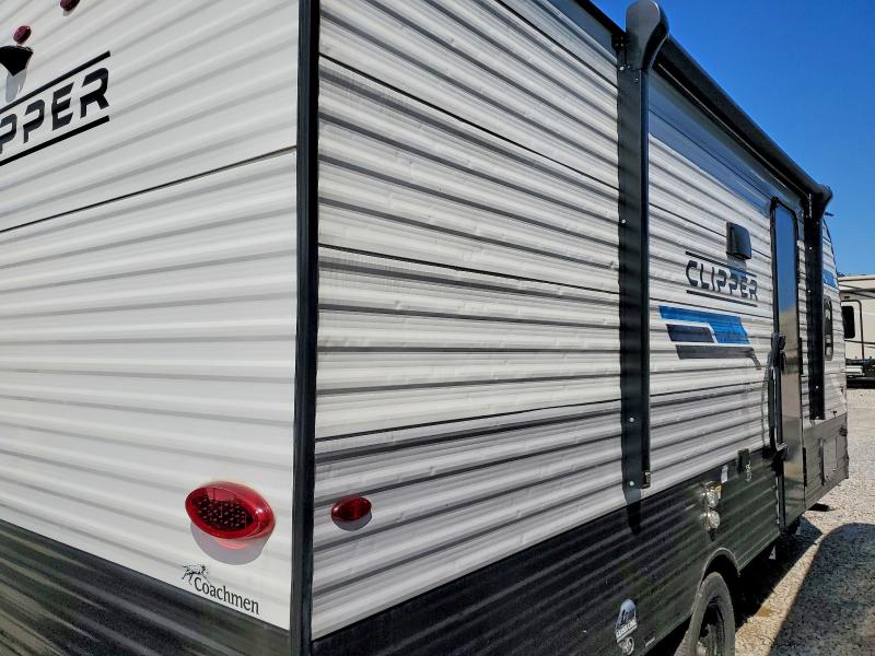 2024 Foresriver VIN 5ZT2CWGCXRJ134801 COPART salvage auction — HAIL, OK - CERT OF TITLE-SALVAGE, sold $575 on 2026-07-30 (photo 9)