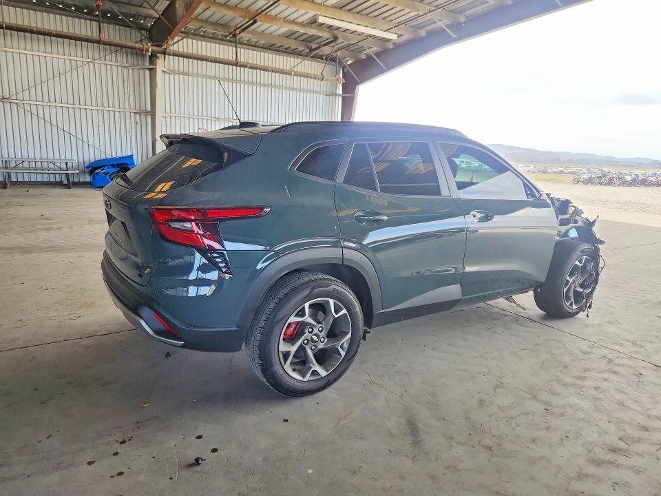 2025 Chevrolet Trax VIN KL77LHEP5SC218458 COPART salvage auction — FRONT END, Ca - Salvage Certificate, sold $4,000 on 2026-07-27 (photo 3)