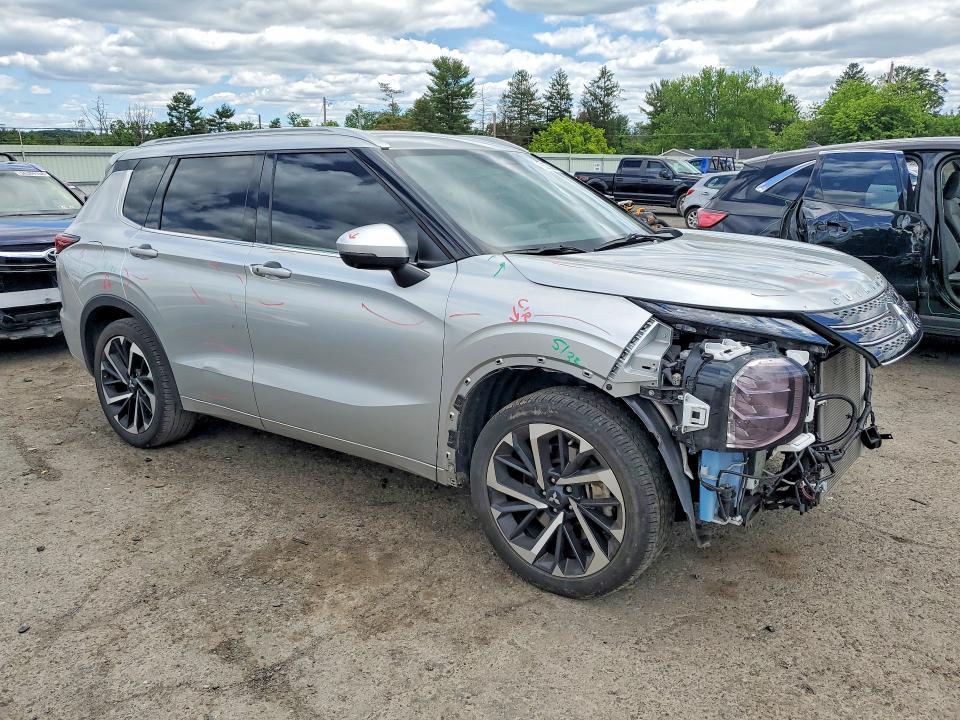 2024 Mitsubishi Outlander VIN JA4J4WA88RZ008317 COPART salvage auction — FRONT END, Pa - Certificate Of Salvage, sold $11,100 on 2026-07-07 (photo 4)