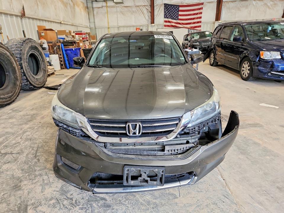 2014 Honda VIN 1HGCR2F51EA229128 COPART salvage auction — FRONT END, Wi - Certificate Of Title, sold $2,150 on 2026-07-06 (photo 5)