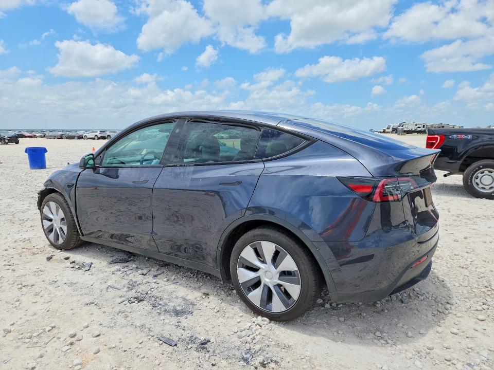 2024 Tesla Model y VIN 7SAYGDEE4RA283351 COPART salvage auction — FRONT END, Tx - Salvage Vehicle Title, sold $7,100 on 2026-07-16 (photo 2)