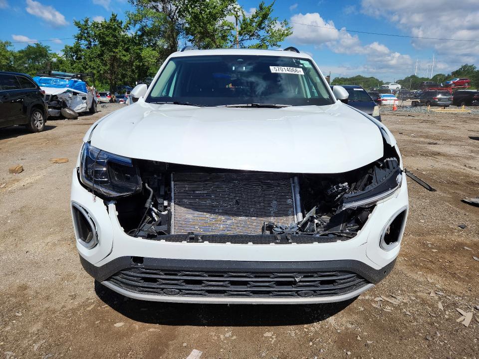 2025 Volkswagen Atlas VIN 1V2KR2CA5SC574415 COPART salvage auction — FRONT END, Fl - Certificate Of Destruction, sold $16,300 on 2026-07-30 (photo 5)