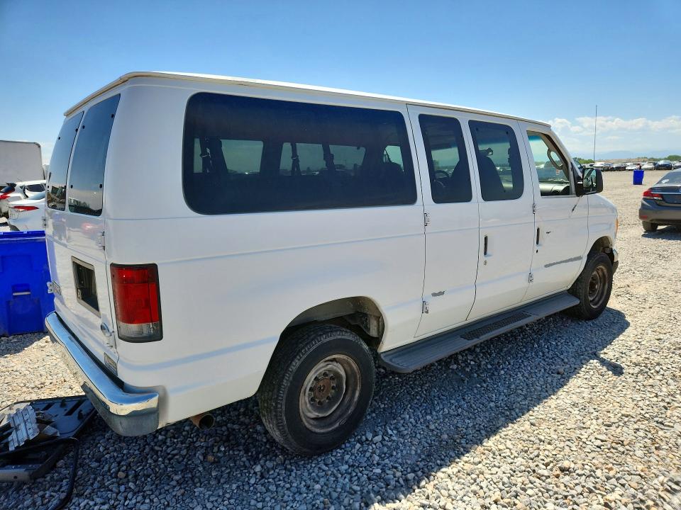 2006 Ford Econoline e350 VIN 1FBNE31LX6HA61095 COPART salvage auction — MINOR DENT/SCRATCHES, Co - Dis/Dlr/Exp Only Clean Title, sold $450 on 2026-07-02 (photo 3)