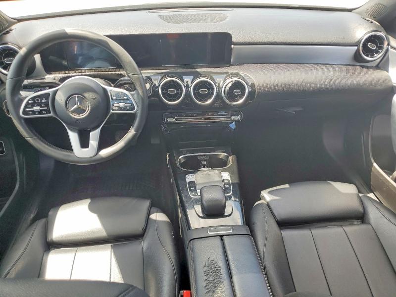 2020 Mercedes-benz VIN W1K3G4EB8LW044958 COPART salvage auction — MINOR DENT/SCRATCHES, Tx - Certificate Of Title, sold $9,200 on 2026-07-27 (photo 8)