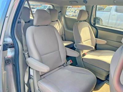 2018 Kia SEDONA VIN KNDMA5C1XJ6403384 COPART salvage auction — NORMAL WEAR, Ma - Certificate Of Title (P), sold $950 on 2026-07-02 (photo 6)