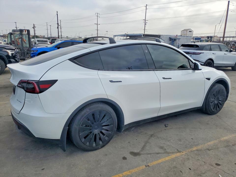 2023 Tesla Model y VIN 7SAYGAEE1PF881184 COPART salvage auction — REAR END, Ca - Salvage Certificate, sold $14,400 on 2026-07-29 (photo 3)