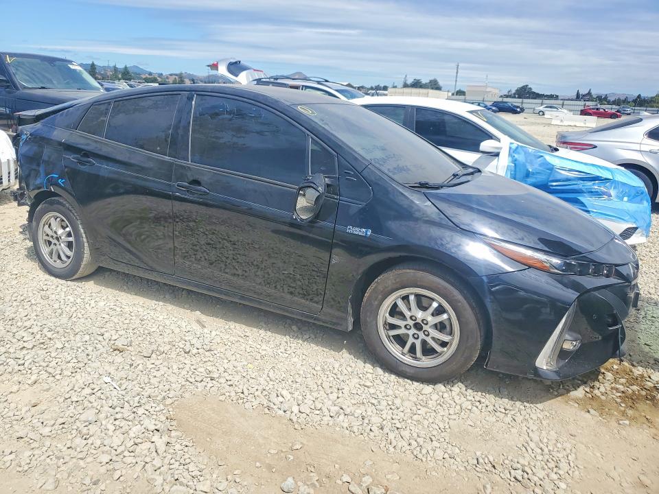 2020 Toyota Prius prime VIN JTDKARFP5L3154639 COPART salvage auction — REAR END, Ca - Salvage Certificate, sold $5,800 on 2026-07-28 (photo 4)