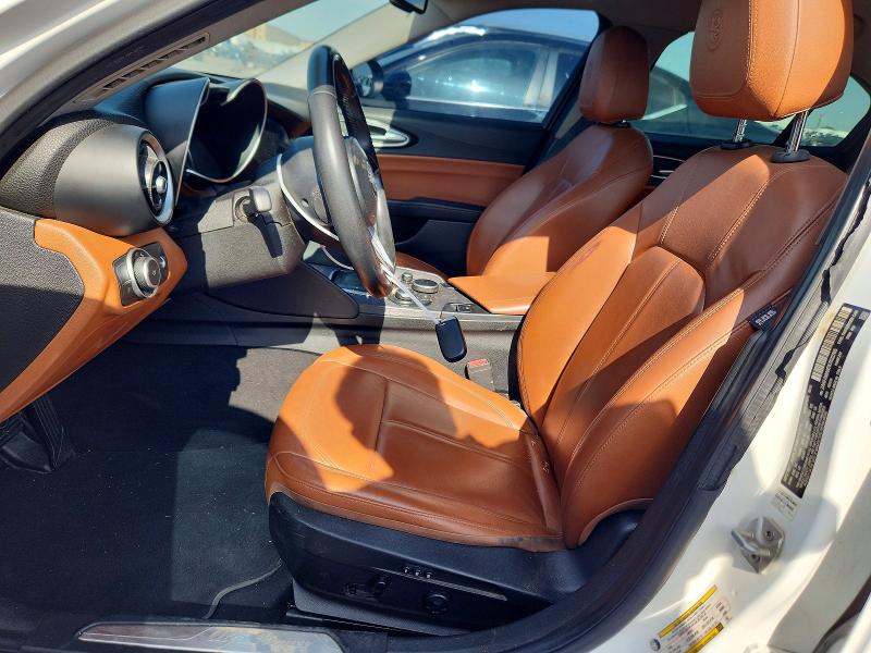 2019 Alfa romeo Giulia VIN ZARFAMAN7K7622765 COPART salvage auction — NORMAL WEAR, Tx - Certificate Of Title (P), sold $5,400 on 2026-07-29 (photo 7)